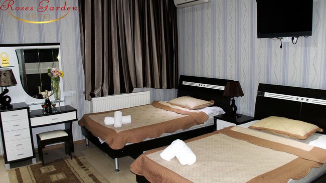 Roses Garden Hotel Tbilisi Phòng bức ảnh